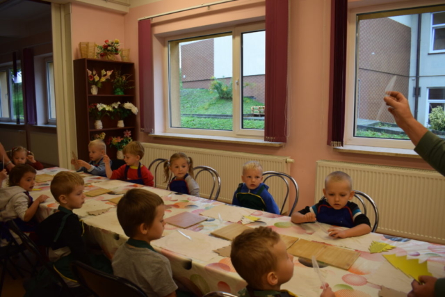 Przedszkolaki glina i bajka