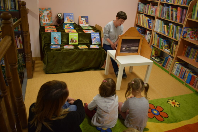 Przedszkolaki glina i bajka